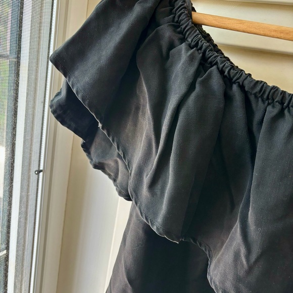 Black ZARA off the shoulder mini dress. - Picture 2 of 6